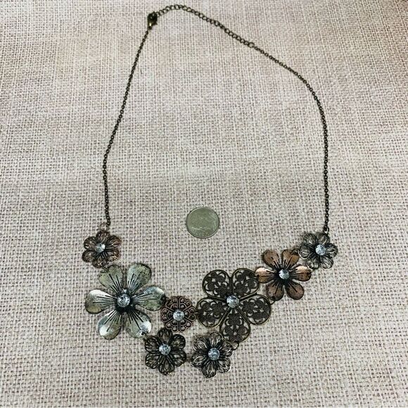 Mixed Metal Flowers Crystal Necklace - Picture 2 of 2